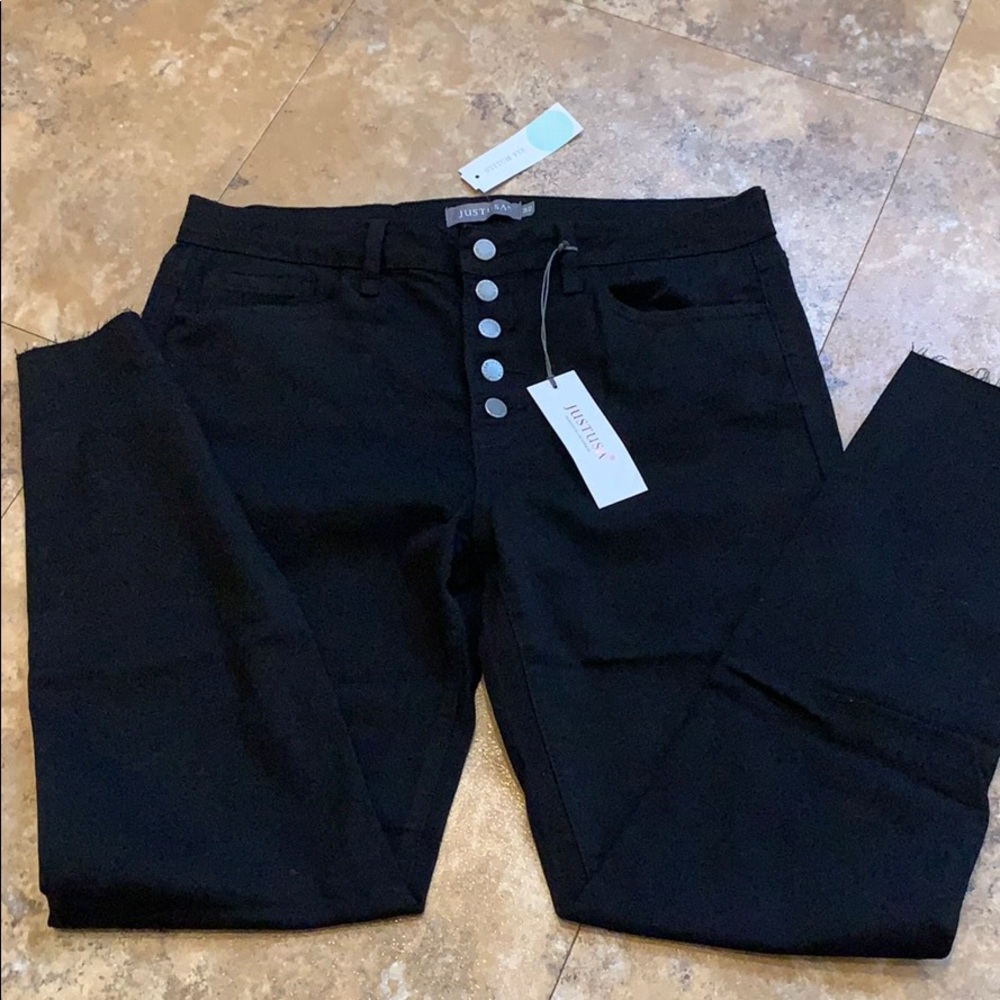 Button fly high rise skinny jean